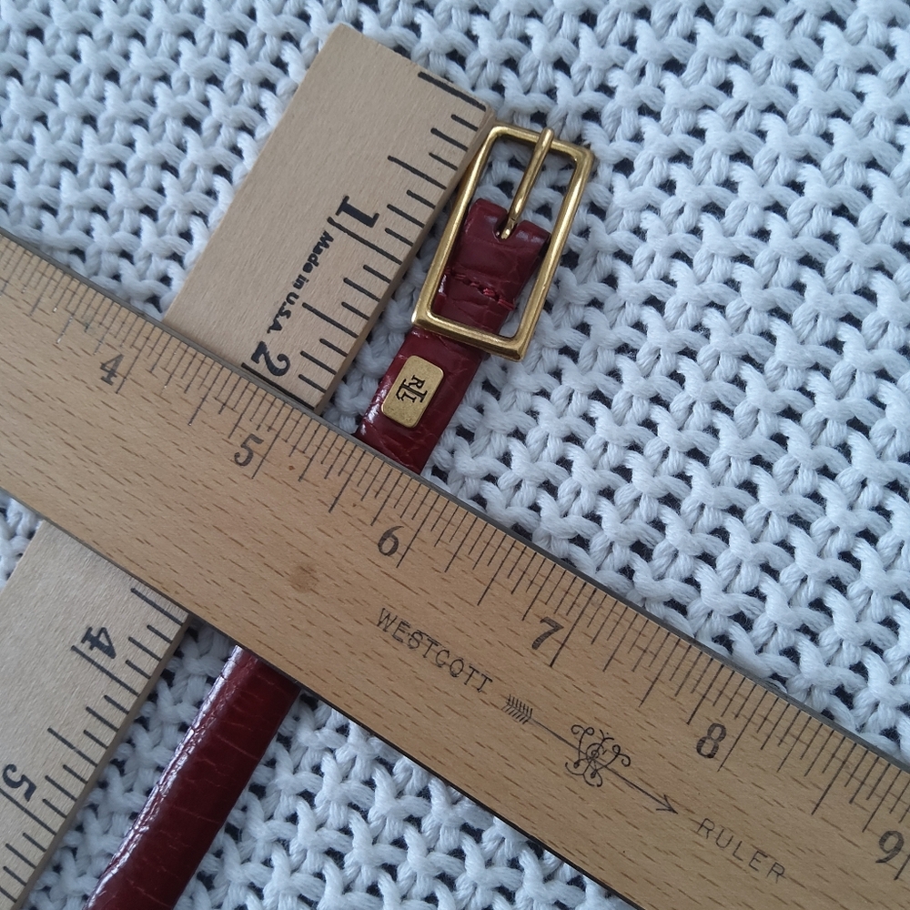 Vintage Lauren Ralph Lauren Wine Croc Embossed Skinny Belt Size Medium